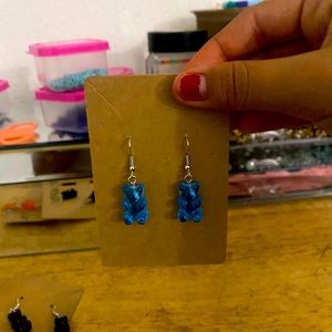 Light clear blue gummy bear ear ring💙